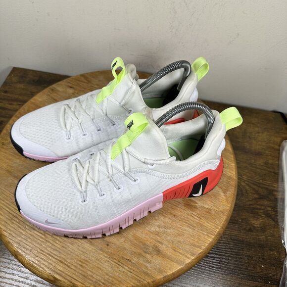 Nike Free Metcon 5 Shoes Womens Size 8.5 Training Gym Sneakers IB4526-100 - Picture 3 of 8